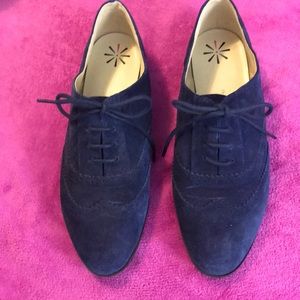 Isaac Mizrah Live blue suede wingtip shoes